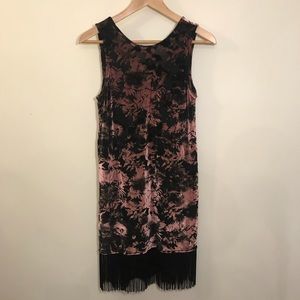 🎉NWOT🎉 Plush burnout fringe dress